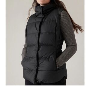 NWT Athleta Gilet Downtown Vest- size small